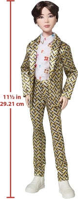 Mattel GKC92 - Figura d'azione BTS Idol Suga, giocattolo da collezione K-Pop Merch, multicolore