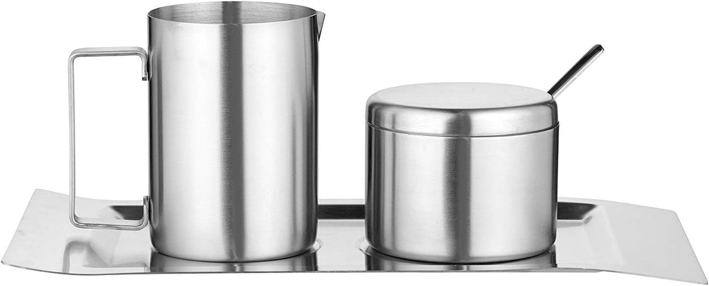 Set di 4 contenitori per latte e zucchero, modello Wave, 400-1655, realizzati in acciaio inossidabile 18/10 spazzolato. Il set è composto da un vassoio per ciascuno.
