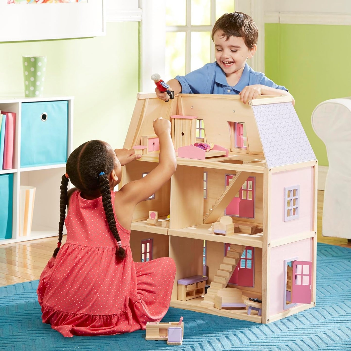 Casa delle bambole in legno di Melissa e Doug