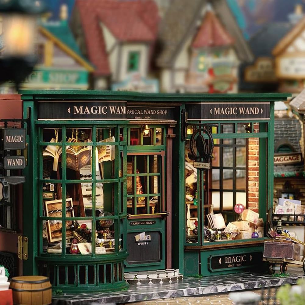 Magic Shop Casa delle bambole con copertura antipolvere Kit di mobili per casa delle bambole in miniatura fai-da-te Scala 1:24 Regalo creativo per bambini Adolescenti Regalo di compleanno