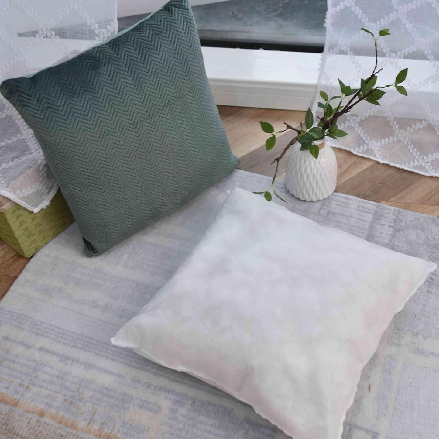 Tenda Box Cuscino Decorativo LxP 45X45 Cm Verde Jacquard "Greta" Con Design A Spina Di Pesce Facile Da Curare Chiusura Con Cerniera Imbottitura Morbida 320G - Varietà Di Colori, 2023510 Cuscini Da Viaggio Naty Shop