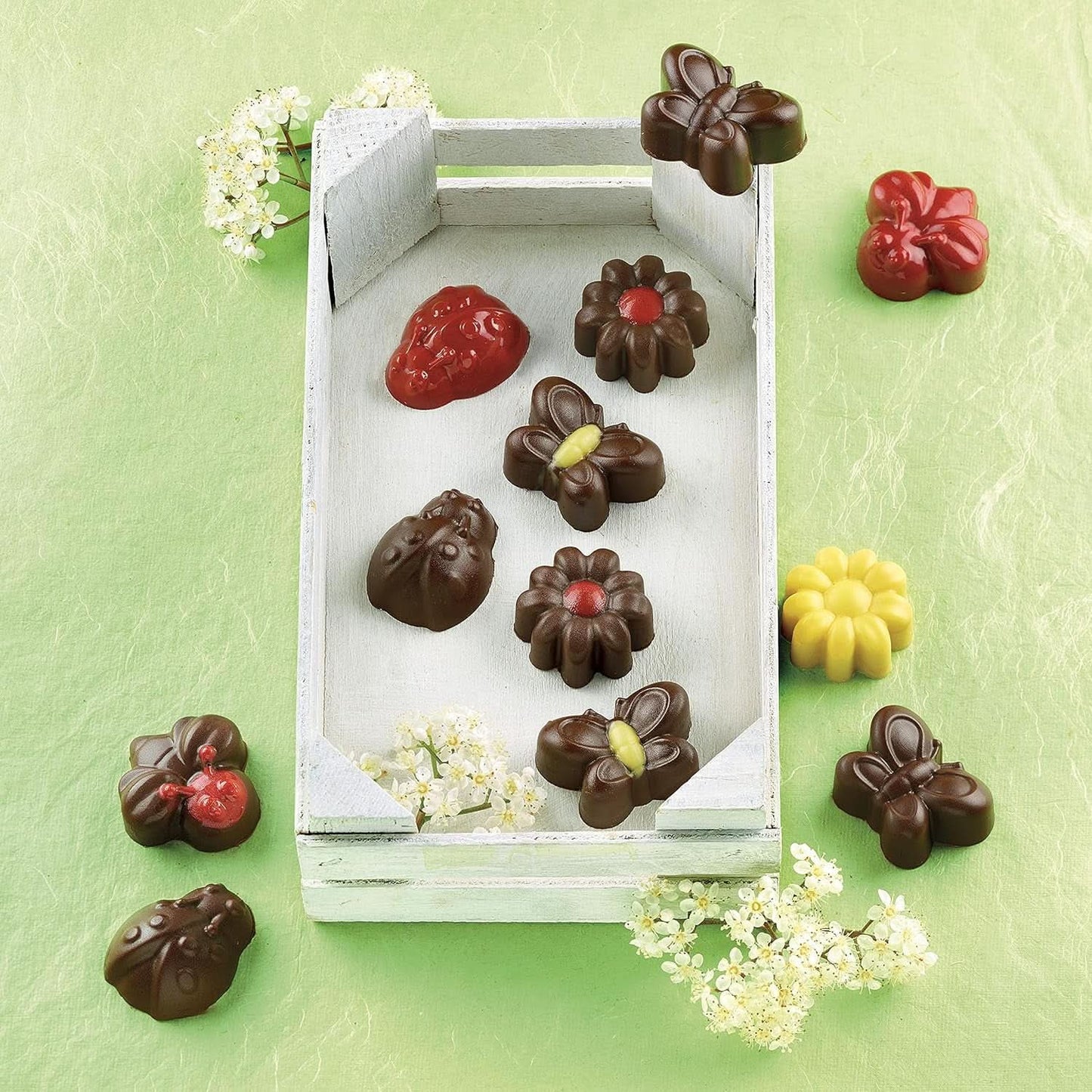 Silikomart 199199, stampo per cioccolato, modello Primavera, 15 praline, Marrone Cucina Naty Shop