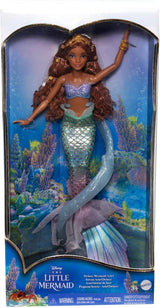 Mattel Disney Ariel La Sirenetta - Bambola Sirena Deluxe con perline per capelli e supporto per bambola per giochi fantasiosi ed esposizione, per bambini dai 3 anni in su, HNF42