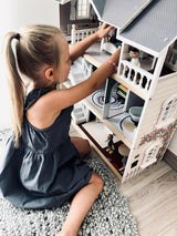 Casa delle bambole Small Foot Casa a schiera in legno a 3 piani con facciata aperta e 12 mobili per 3 anni e oltre 11802 Case delle bambole Bianco Grigio Naty Shop