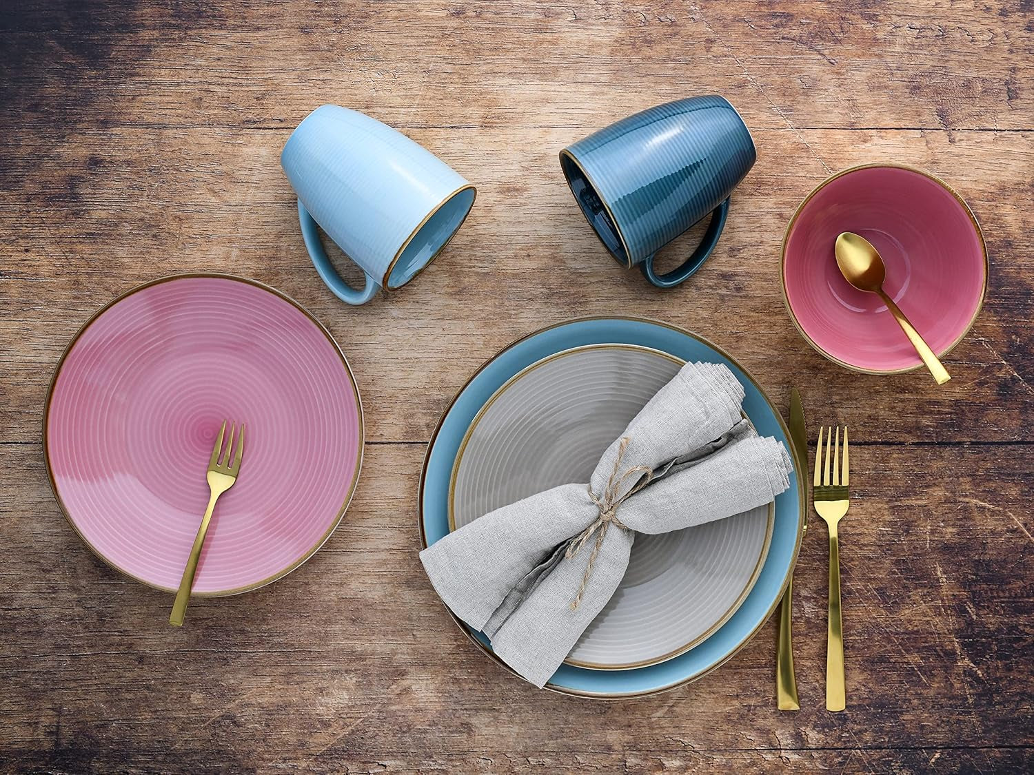 CreaTable, 22506, serie COZY DAY, set di stoviglie da 16 pezzi per 4 persone, servizio combinato in porcellana, lavabile in lavastoviglie e adatto al microonde, produzione di qualità