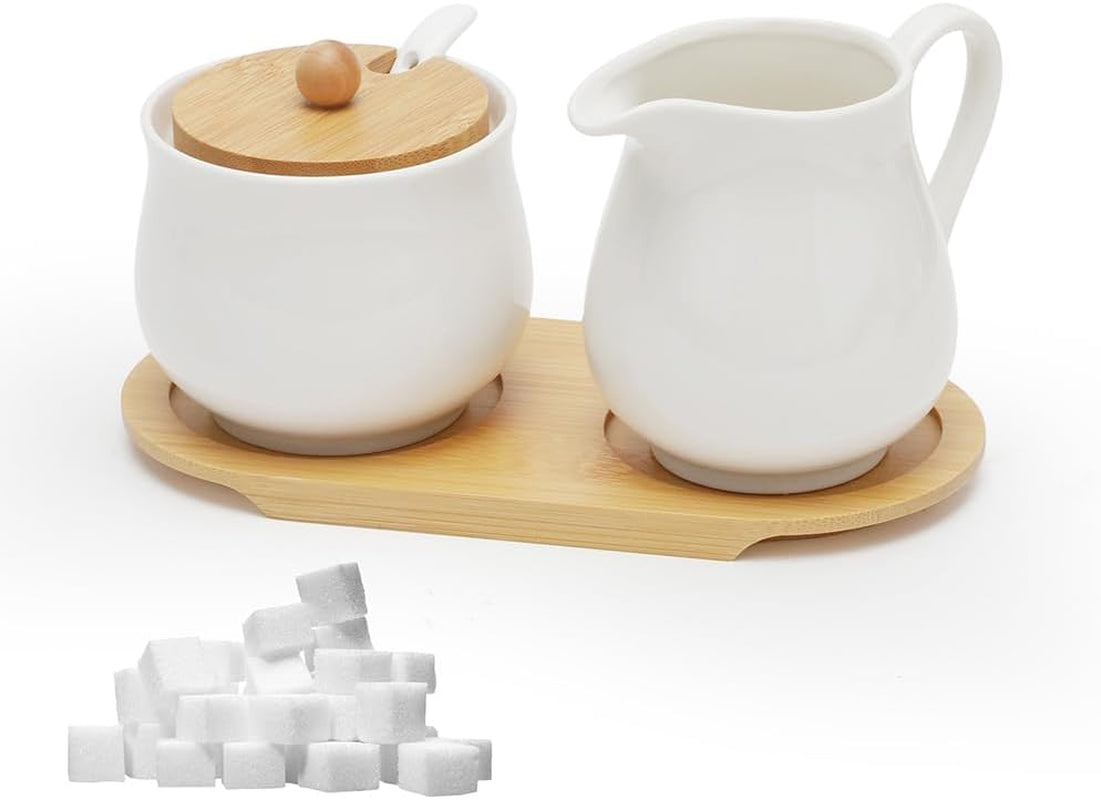 Set latte e zucchero con coperchio e cucchiaio, lattiera e contenitore zucchero in ceramica 5 parti con tavoletta in legno, contenitore latte e zucchero per cucina, caffè, forno microonde e lavastoviglie (bianco)