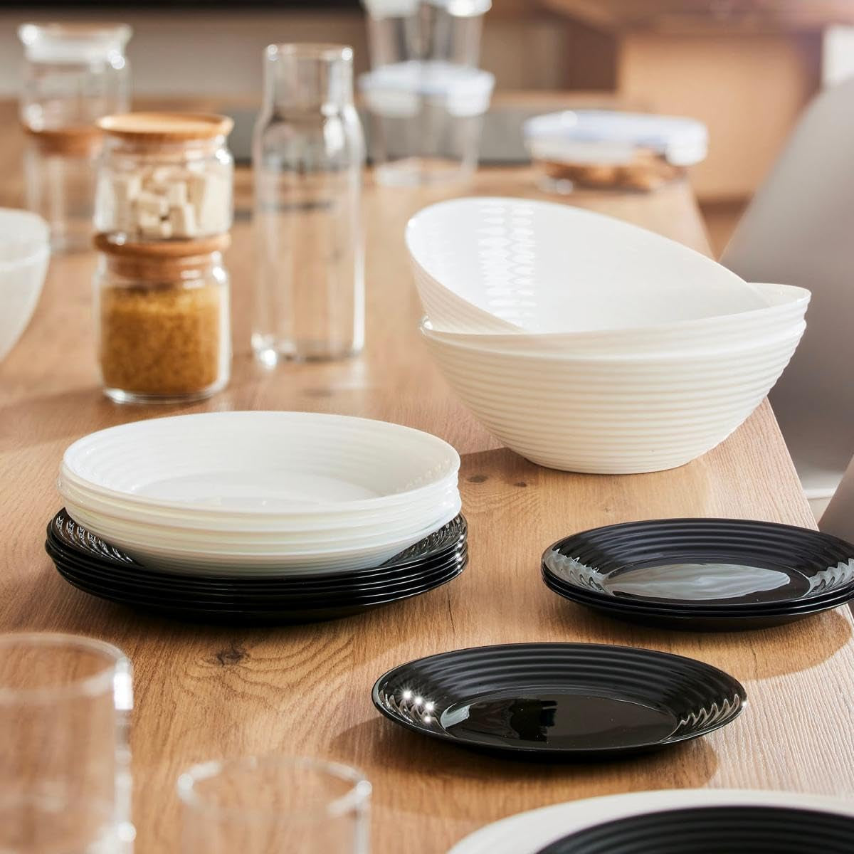 Harena N&b Glasgeschirr, 18-teilig, per 6 persone, bianco e nero