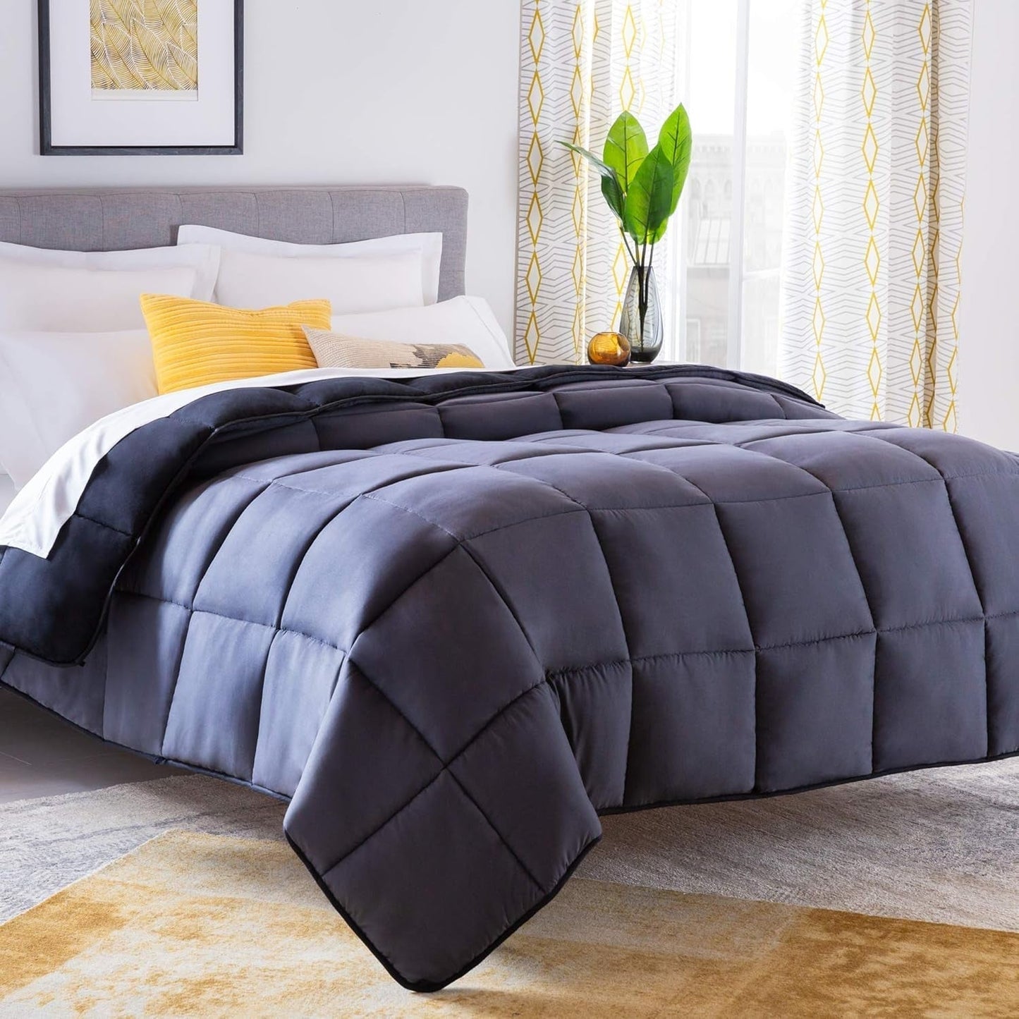 Linenspa 10.5 Tog All Season Piumino ipoallergenico Piumino alternativo in microfibra Super King Piumini e trapunte Naty Shop Nero / grigio grafite Super King