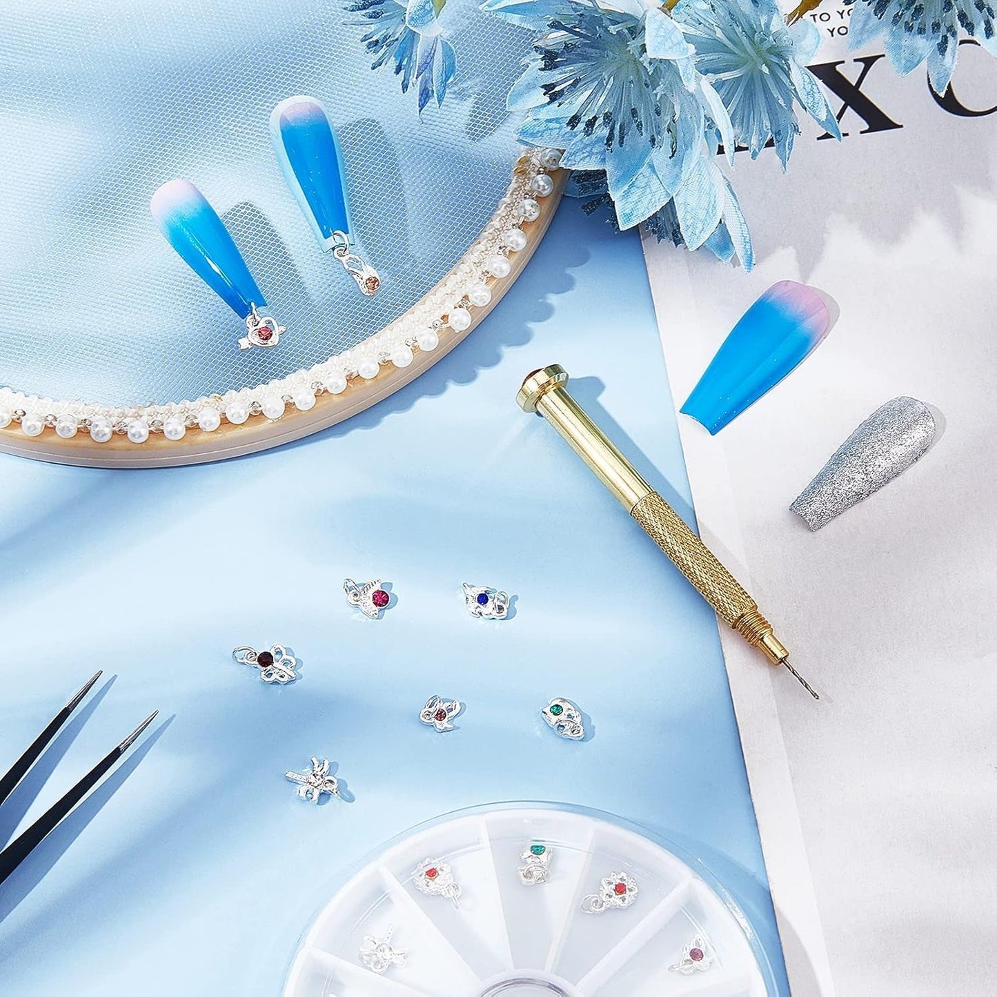 OLYCRAFT 24 Pezzi Anello per Nagelschmuck Ciondola Nail Art Accessori con Strumento per piercing al Nagel Bohrer Manueller Bohrer Aus Legierung per Tips, Acrilico, Gel e Decorazioni