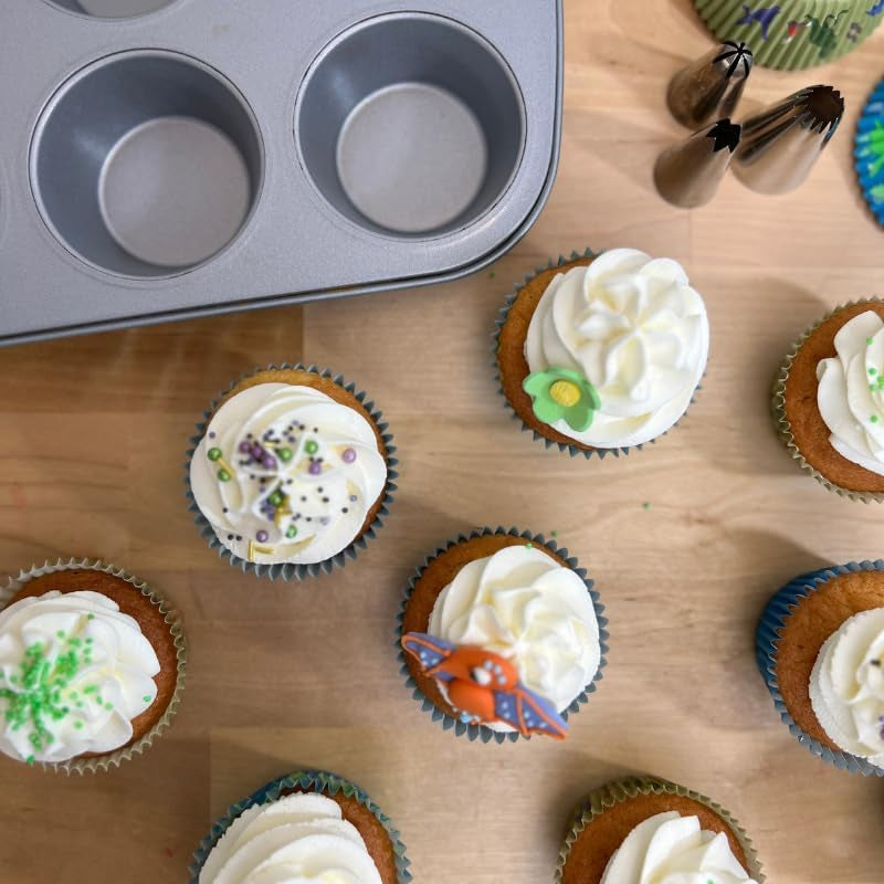 Wilton 03-3118 Stampo per cupcake/muffin, ricetta destra, antihaft, 12 vertiefungen, Grau Stampi e teglie Naty Shop
