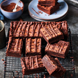 Funcakes Mix Für Cake Brownies: Einfach Zu Berübenen, Für Brownies Und Schokoladenkuchen Mit Reichem Schokoladengeschmack, Halal., 1 Kg Mix per cuocere e cucinare Naty Shop