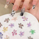 Set di 50 ciondoli per unghie 3D Blume, accessori per unghie colorate, ciondoli per unghie e ciondoli artistici per unghie, perfetti per nail art, decorazioni per mani e design fai da te