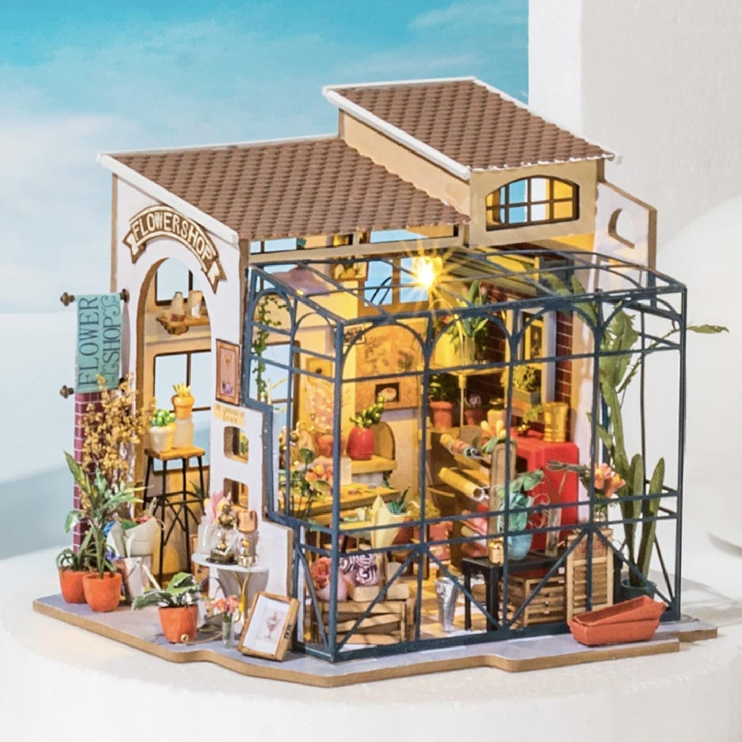 Robotime DG145 Rolife Emily's Flower Shop Casa delle bambole in miniatura Realizzata in legno, metallo, tessuto e cartone, Dimensioni: 22 X 15 X 17 cm, Case delle bambole Naty Shop