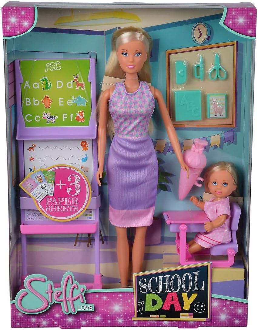 Simba Steffi Love School Day, insegnante e studentessa Evi, bambola da vestire con lavagna, tre viste intercambiabili della lavagna, sedia con tavolo apribile, 29 cm, dai 3 anni in su
