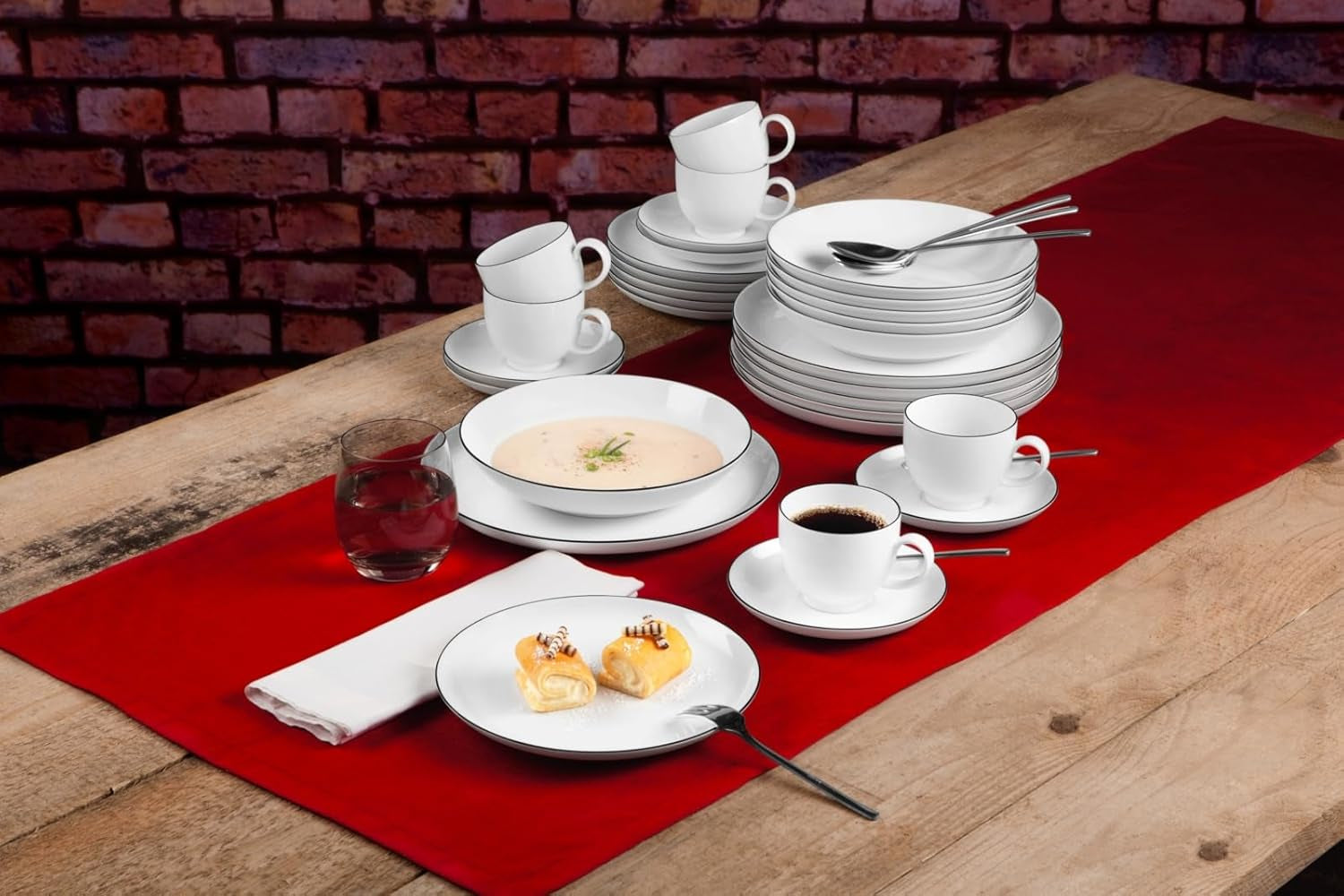Servizio tavola Seltmann Weiden 001.737148 Lido - 6 Piatti Piani + 6 Sottopiatti - 12 Pezzi - Black Line