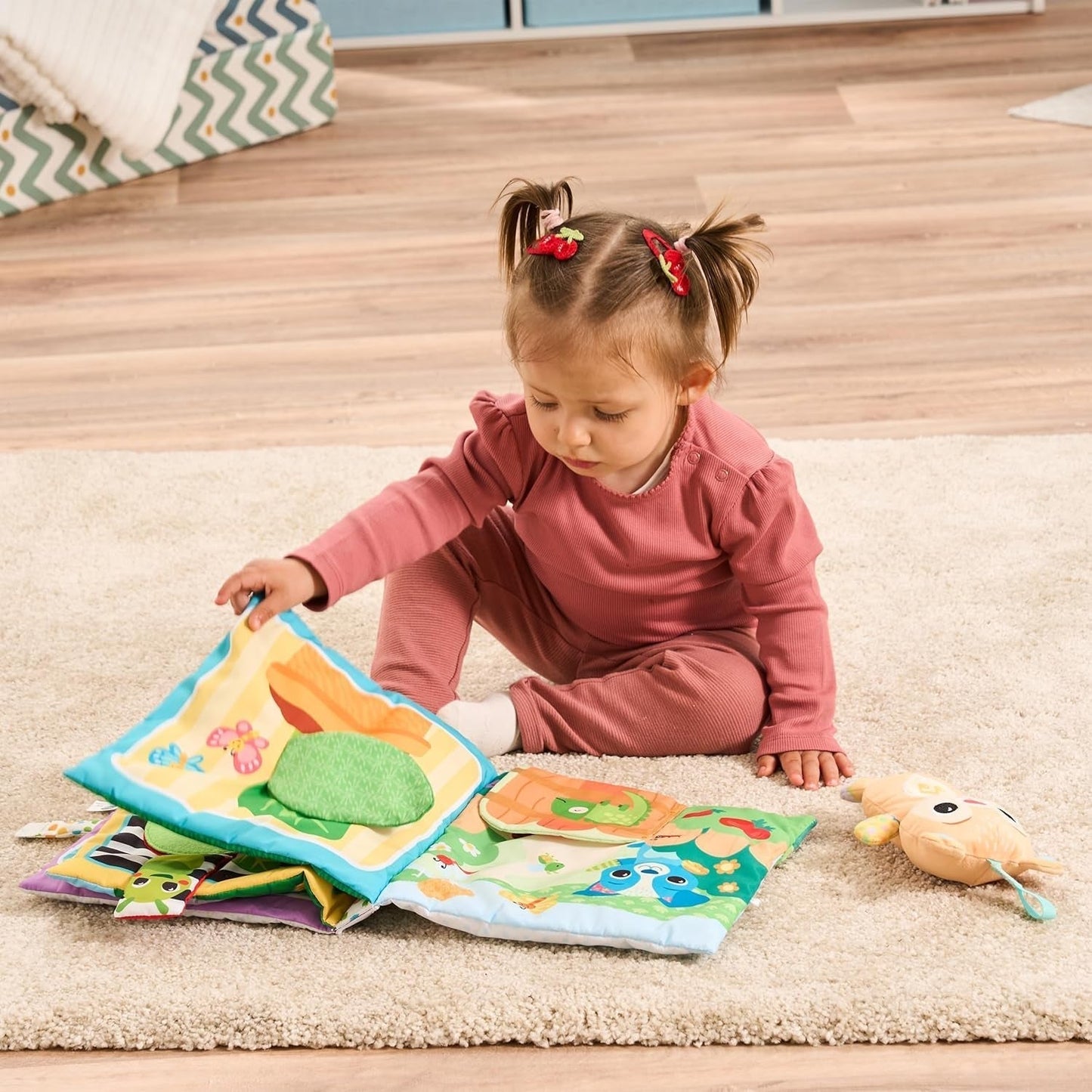 VTech Baby Il mio grande libro di peluche - Libro touch and Feel/Libro con musica e suoni - Libro in tessuto con elementi mobili - Gioco per le capacità motorie e sensoriali - Per neonati e bambini dai 3 ai 24 mesi Bebe Naty Shop Toys
