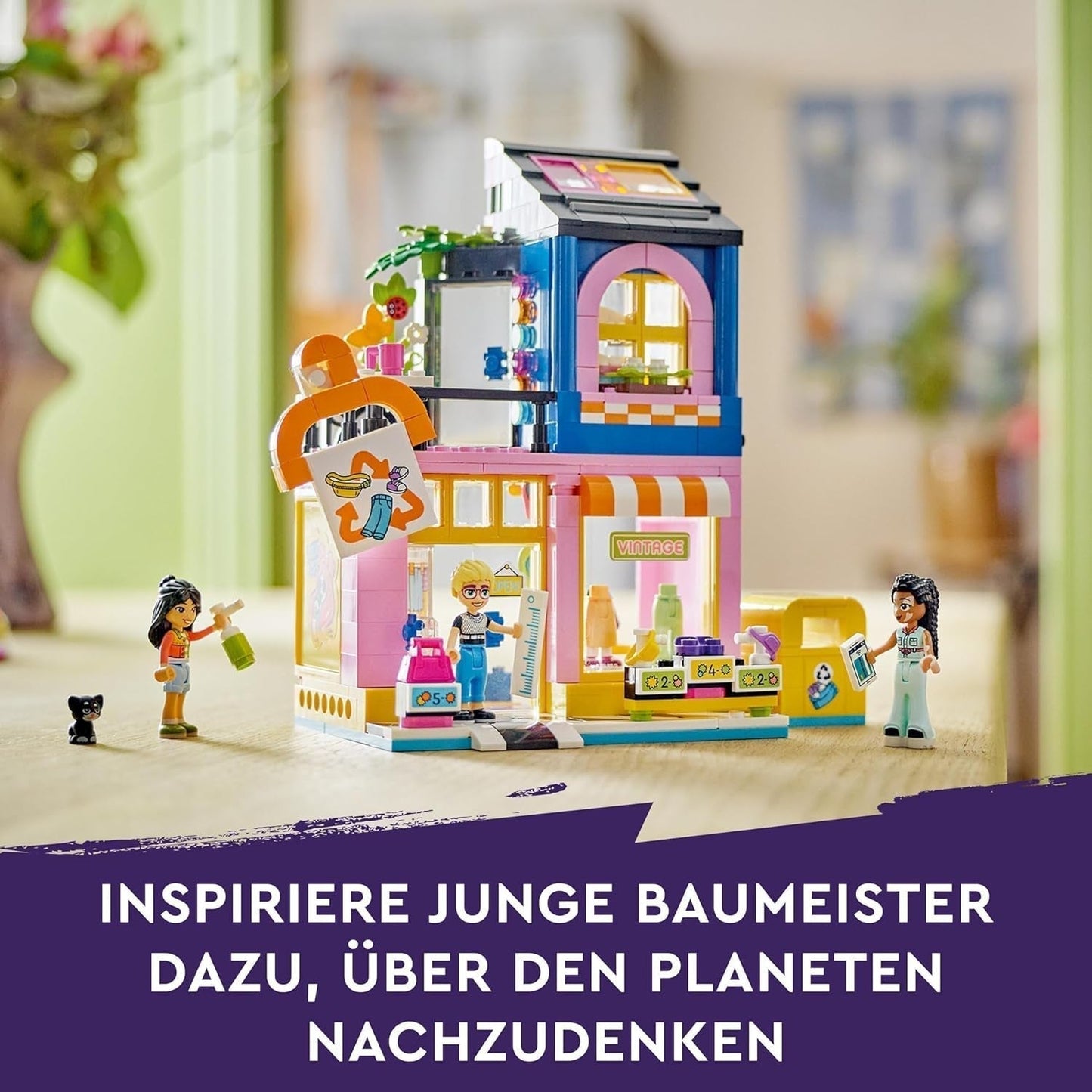 LEGO Friends Negozio di moda vintage Set da costruzione per bambini con negozio di giocattoli, personaggi e gatto, modello di gioco di ruolo per lo sviluppo socio-emotivo, regalo per bambine e bambini di 6 anni 42614 Set da costruzione Besuche den LEGO-Store