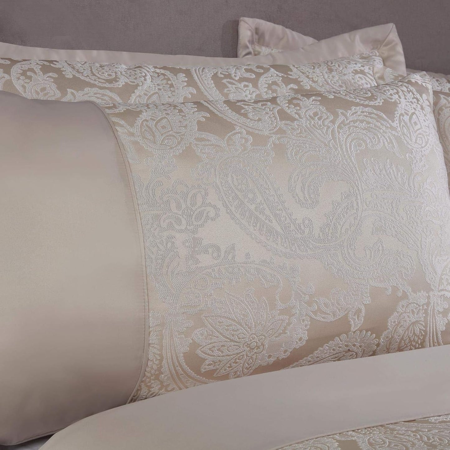 Piumino duchesse per letto king size, 100% poliestere, panna Emma Barclay Letti e Piumini