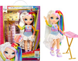 Rainbow High Junior High Rock Band - Amaya, Rainbow Colors - Bambola alla moda da 23 cm con tastiera, personalizzabile con adesivi, articolata, simpatico giocattolo per bambini dai 4 anni in su