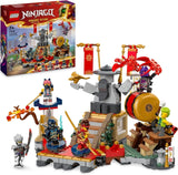 LEGO NINJAGO Arena del Torneo Giocattolo Avventura per Bambini 6 Minifigure Ninja Playset Collezione Set da Costruzione Regalo di Compleanno per Ragazzi e Ragazze di 7 Anni 71818 Set da Costruzione Besuche den LEGO-Store Titolo predefinito