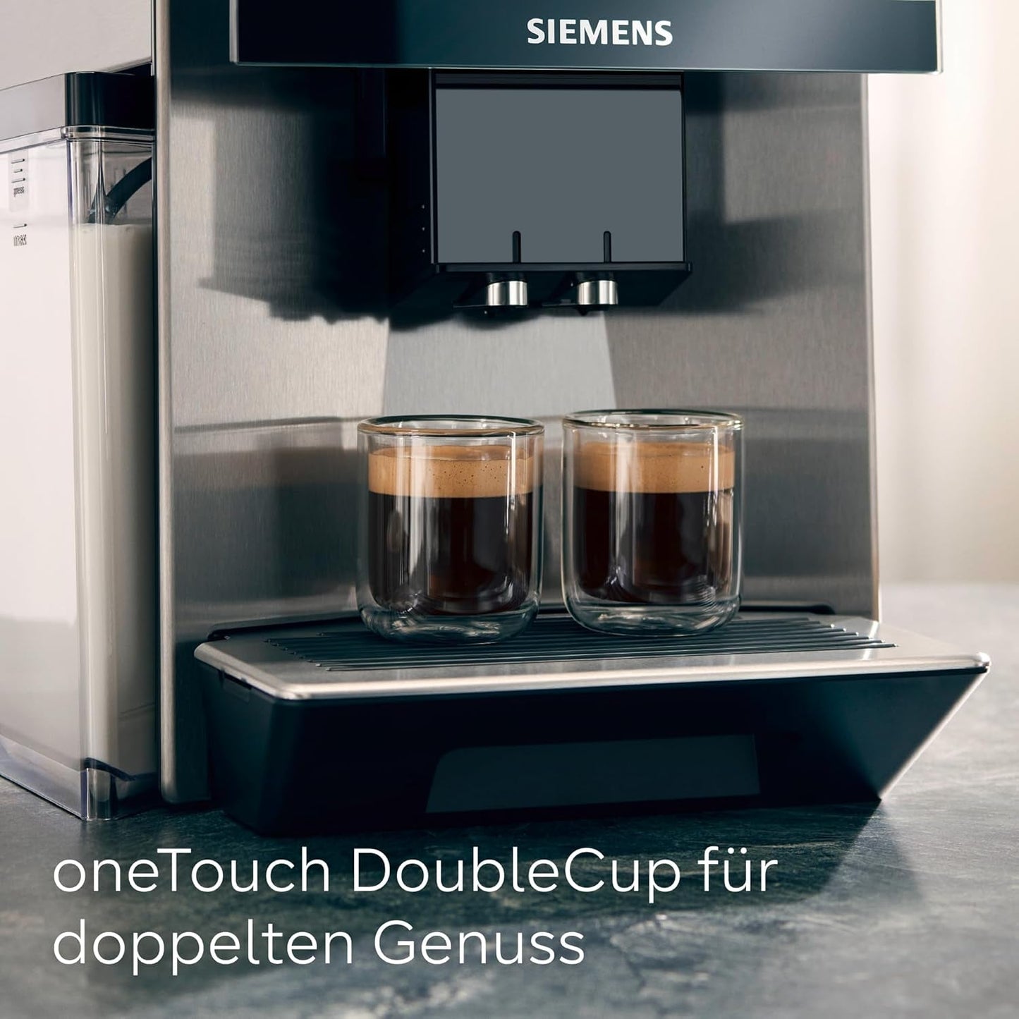 Macchina per caffè espresso automatica Siemens EQ900, ampio schermo a colori TFT, 2 contenitori di chicchi, 36 bevande calde e fredde, caffè freddo, super silenziosa, funzione due tazze, controllo app, acciaio inossidabile, TQ907D03