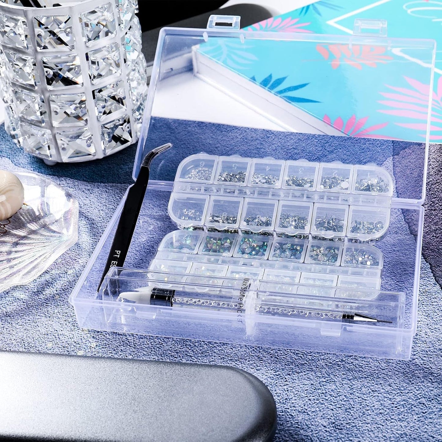 ANNYA 4000 Pezzi Strasssteine ​​​​Nägel Nail Art Strasssteine ​​​​Dekorationen Nagelsteine ​​Für Nail Art Zubehör e Klare Kristall Strasssteine ​​​​Handwork con Pick Up Pinzette e Strass Picker Dotting Pen…