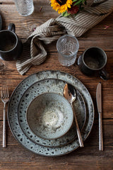 MÄSER Carellia set da colazione da 12 pezzi - ceramica dal Portogallo - smalto reattivo - 4 piatti da dessert 23 cm, 4 ciotole 15 cm, 4 tazze da caffè 430 ml - lavabili in lavastoviglie e microonde, grigio