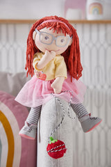 Bambola HABA AVA, bambola da 30 cm con occhiali, bambola morbida per bambini dai 18 mesi