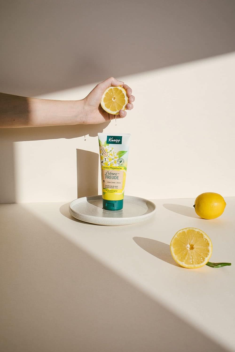 Kneipp Aroma, gel doccia idratante, 200 ml Doccia e bagno Naty Shop
