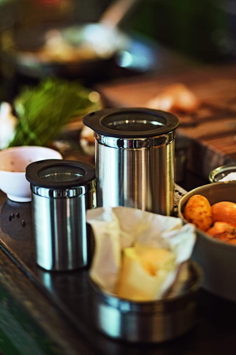 Scatola da caffè RÖSLE con coperchio, acciaio inossidabile 18/10, 10 cm e dosatore per caffè, cucchiaino da caffè di alta qualità per un facile dosaggio del caffè macinato, acciaio inossidabile 18/10, 17 x 3,7 x 2,7 cm, argento Contenitori per alimenti Naty Shop
