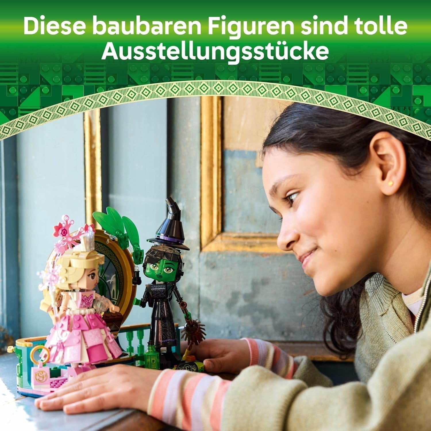 Bambole LEGO Wicked Elphaba e Glinda - personaggio da collezione delle streghe di Oz - regalo creativo per ragazze sopra i 10 anni e fan del film - 75682 Set da costruzione Besuche den LEGO-Store