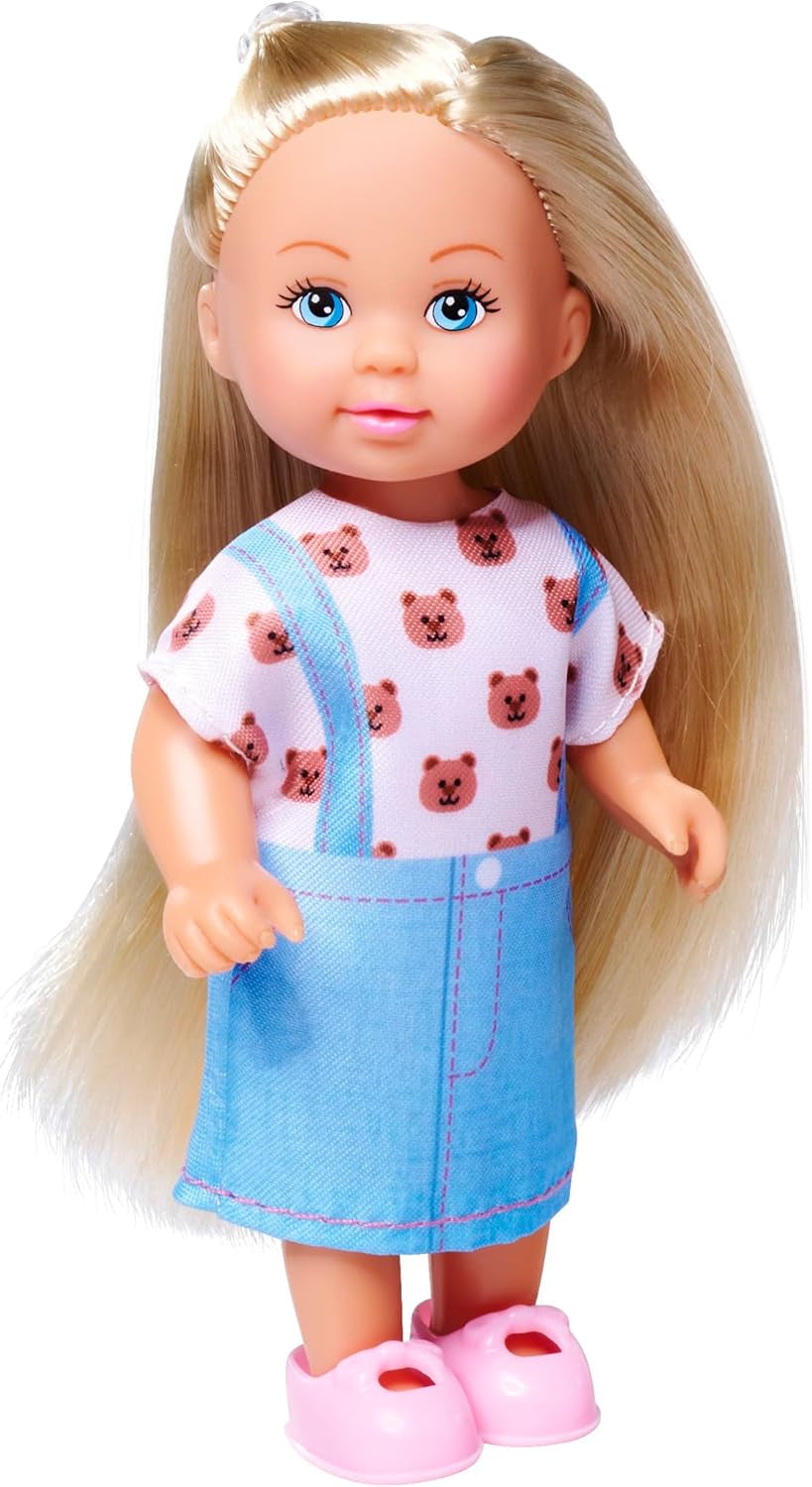 Simba Evi Love, bambola alla moda che indossa un grazioso vestito di jeans, inclusi altri due abiti con adorabili stampe e scarpe da ginnastica, 12 cm, dai 3 anni in su