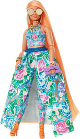 Barbie Extra Fancy, Capelli Lunghi Curvy Biondo Fragola, Completo A Due Pezzi, Gatto Blu, Borsa Rosa, Occhiali Da Sole Ananas Con Bambola, Adatto Come Regalo, Bambole Hhn14 Naty Shop