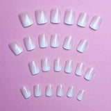 Set unghie finte adesive - Unghie finte francesi - 24 pezzi Design quadrato corto Unghie artificiali con sfumatura rosa bianca e manicure con ballerina (Short Pink Gradient)