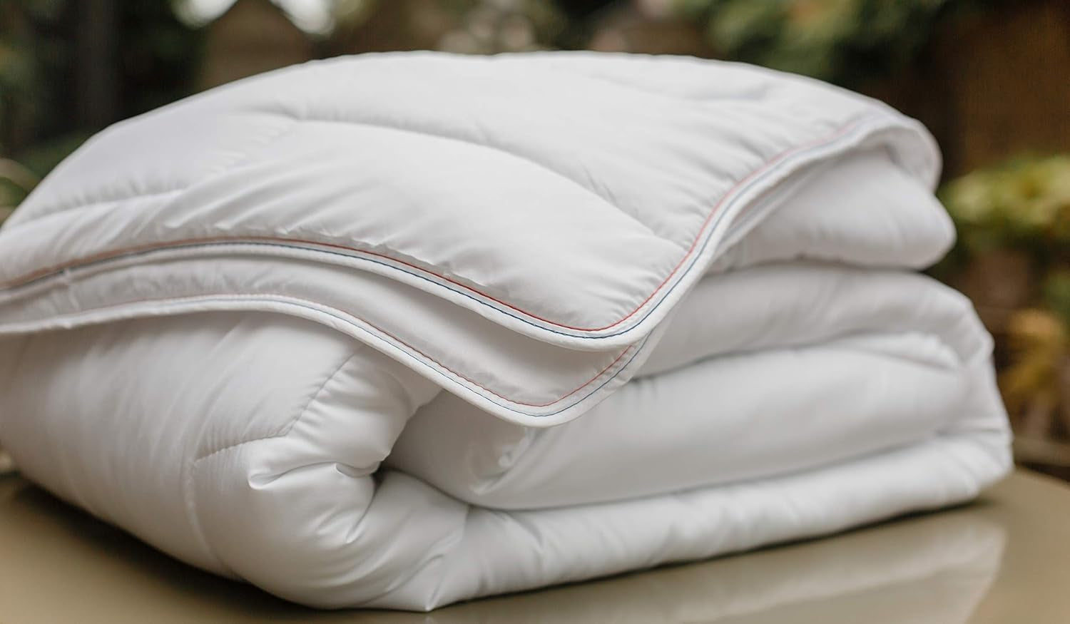 COLAS NORMAND Trapunta in cotone percalle 260 X 240 cm Alta qualità 100% cotone percalle Morbida e confortevole Durevole Finitura fine Prodotto in Francia Trapunte e Trapunte Bianche Naty Shop