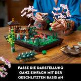 Lego Icons Giardino del silenzio - Set giardino botanico Zen per adulti con fiori di loto - Decorazione da scrivania personalizzabile di ispirazione giapponese - Regalo per donne e uomini 10315 Set da costruzione Besuche den LEGO-Store