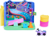 Camera Deluxe della Casa delle Bambole di Gabby, Sala Giochi Purr-Ific, Sala Giochi con Macchinina Carlita, 2 Mobili e 2 Scatole a Sorpresa con Accessori, Adatta a partire dai 3 Anni Naty Shop Dollhouses