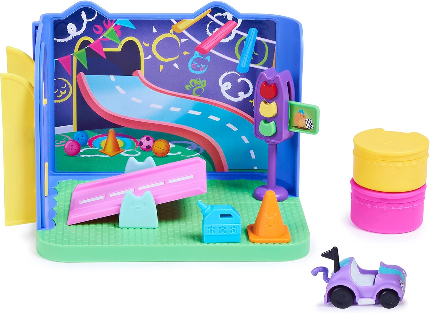 Camera Deluxe della Casa delle Bambole di Gabby, Sala Giochi Purr-Ific, Sala Giochi con Macchinina Carlita, 2 Mobili e 2 Scatole a Sorpresa con Accessori, Adatta a partire dai 3 Anni Naty Shop Dollhouses