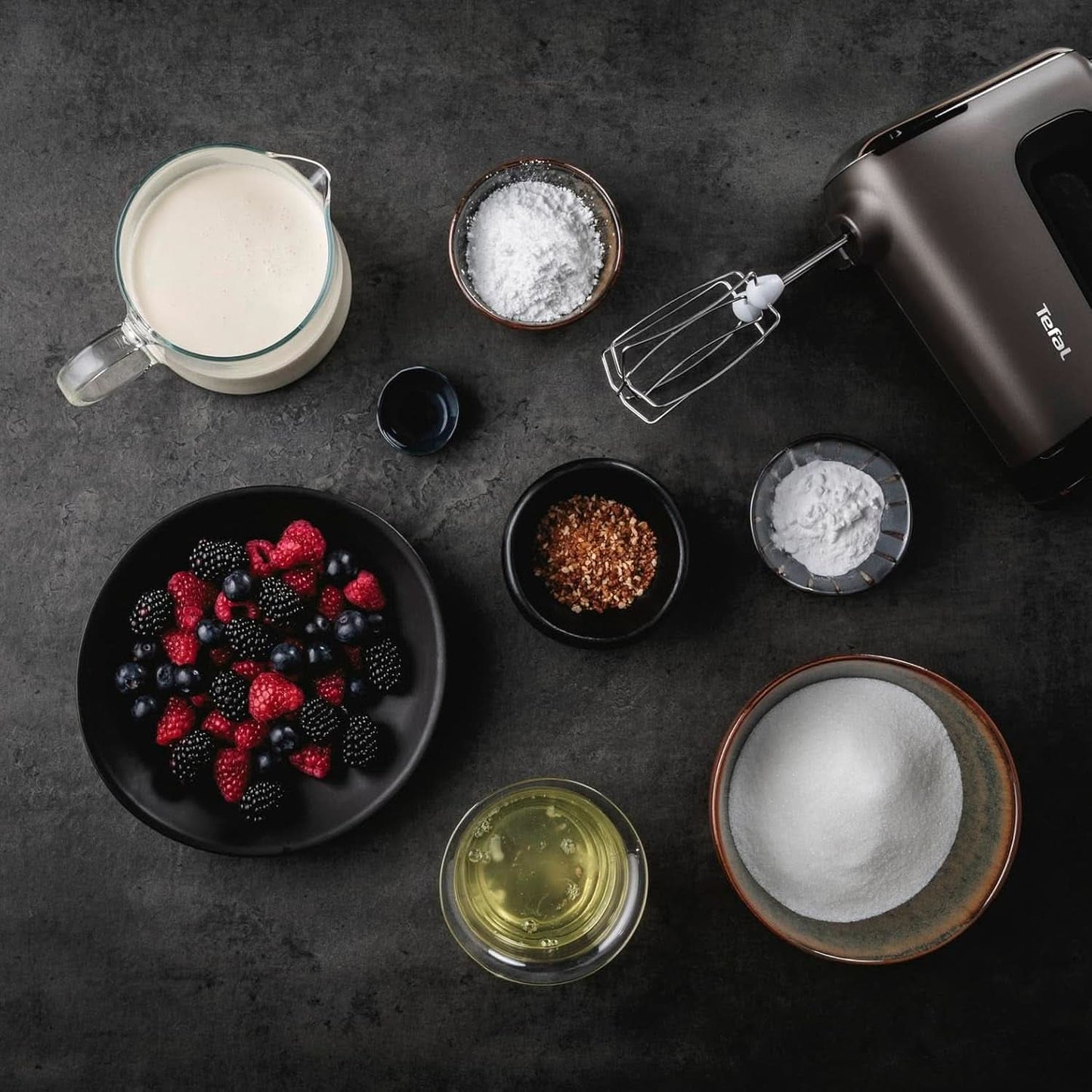Tefal HT650E Power Mix Silence Miscelatore manuale | 600 Watt | Regolatore di velocità variabile | Funzione Turbo e Auswurf | Motore per il tempo libero estremo | incl. 2 Rührbesen Und 2 Knethaken | Negozio Naty della cucina del grano