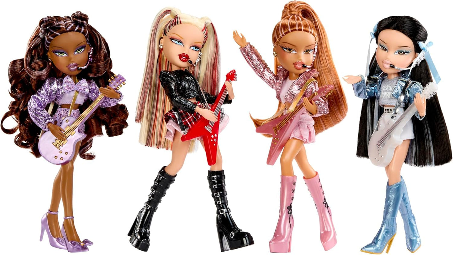 BRATZ Pop Starz Sasha – Bambola alla moda con portachiavi da collezione, vestito e accessori musicali