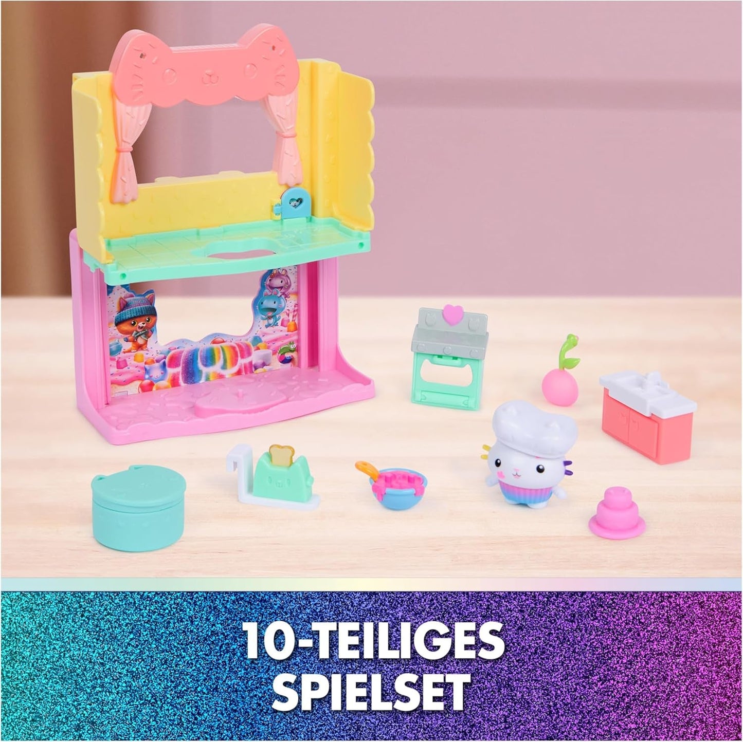 DREAMWORKS GABBY'S DOLLS HOUSE: THE MOVIE - Sala del portale La cucina cosparsa di zucchero di Kuchi con personaggio e accessori, dai 3 anni in su