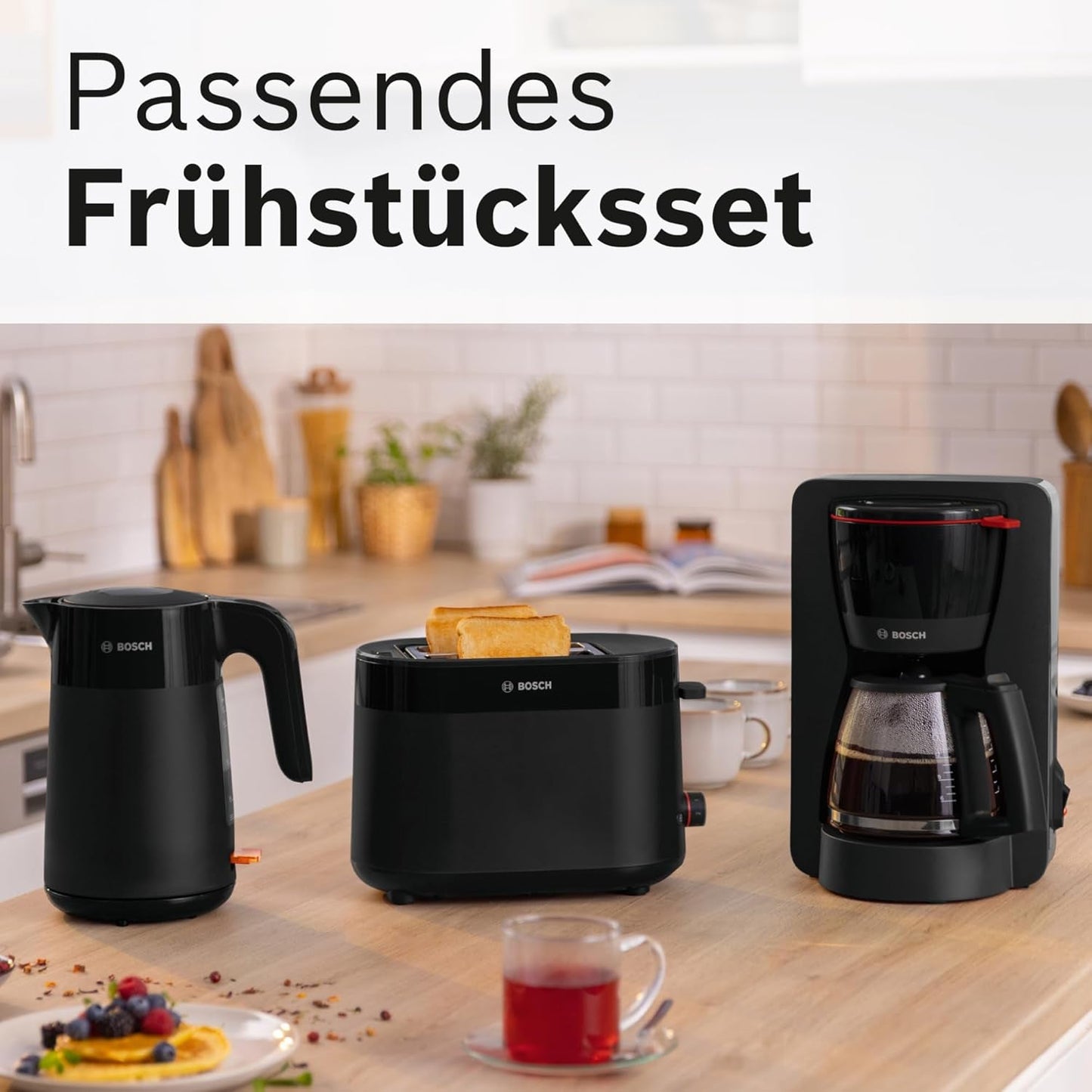 Bosch MyMoment TKA2M113 Macchina per caffè espresso con filtro, caraffa in vetro da 1,25 l, 10-15 tazze, funzione di mantenimento in caldo 40 minuti, sistema antigoccia, portafiltro girevole, serbatoio dell'acqua removibile, 1200 Watt, nero opaco