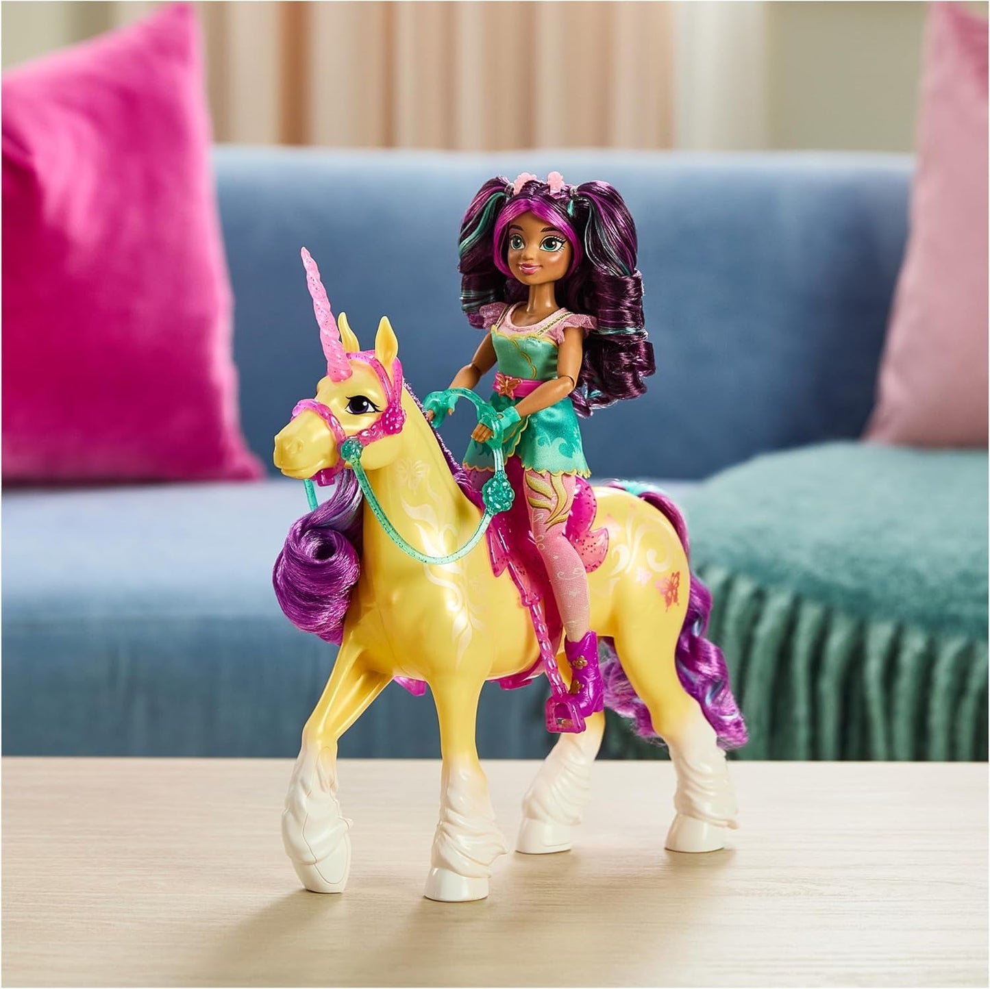 Unicorn Leaf Unicorn Academy - Unicorno originale Ava alto 28 cm della serie Netflix con vera criniera e coda, briglie, sella e spazzola rimovibili, per bambini dai 4 anni in su