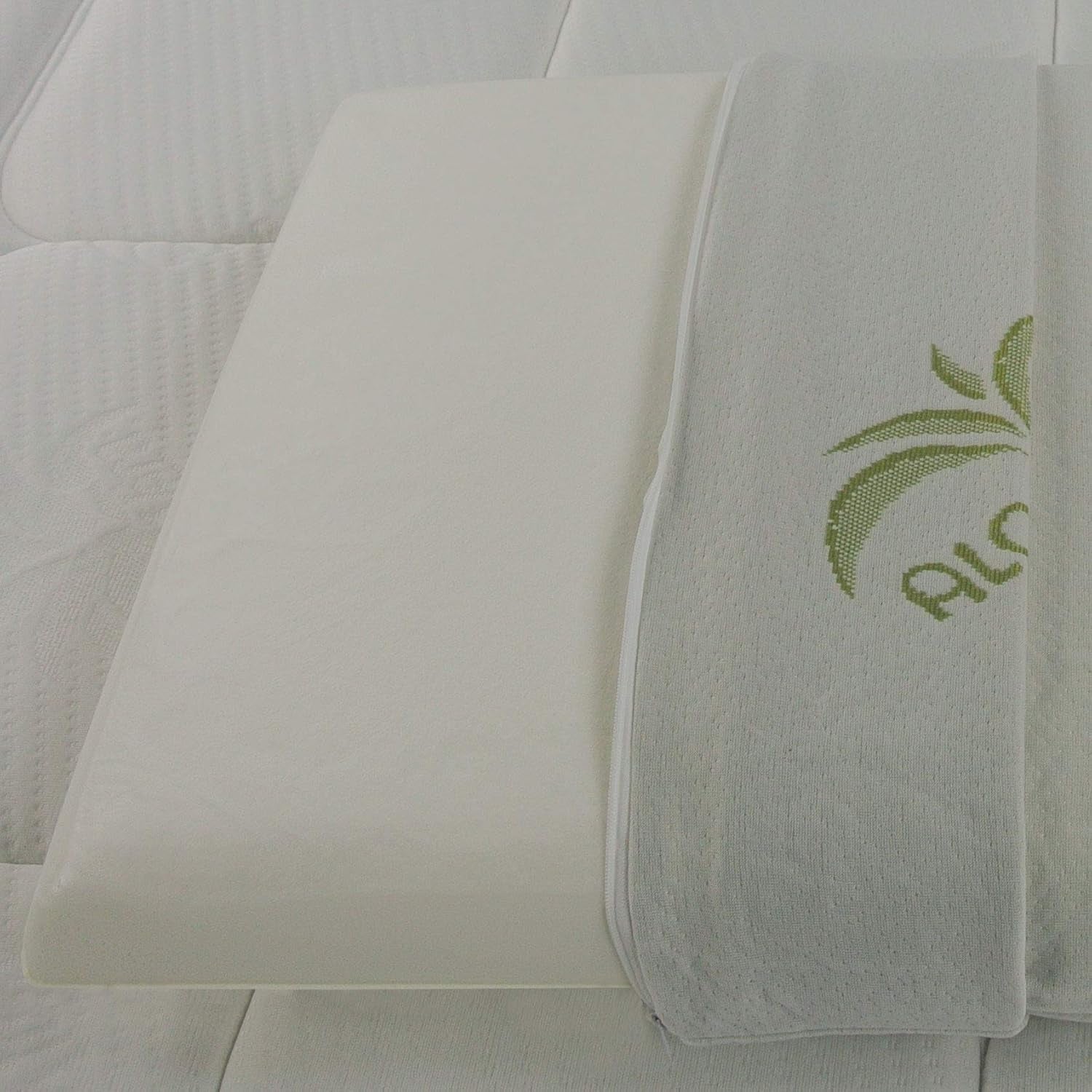 Cuscino portasapone in memory foam con fodera in aloe vera Cuscini standard Naty Shop