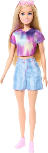 Barbie Mysteries: bambola di Malibu Beach Detectives con abito e accessori esclusivi, inclusi occhiali da sole, JFV63