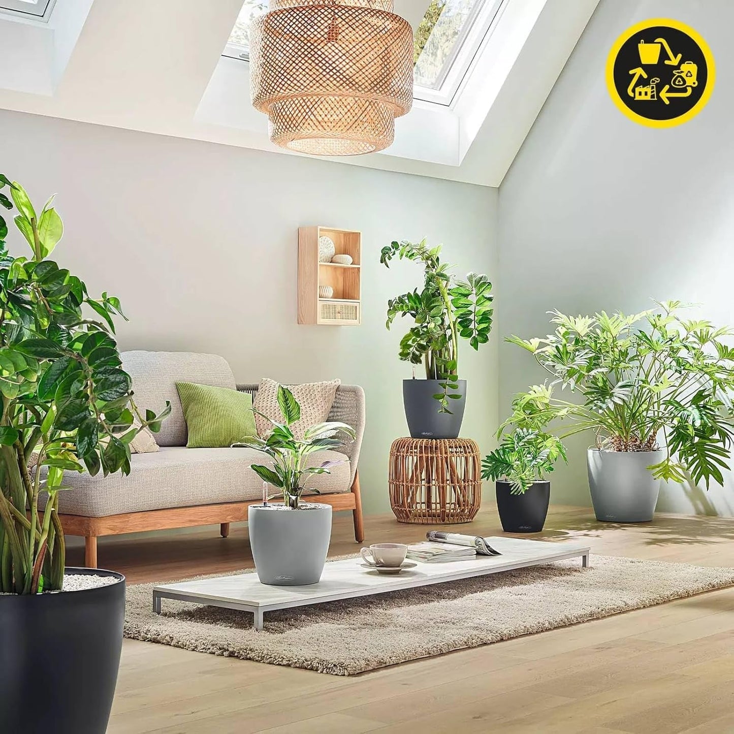 Fioriera LECHUZA Classico Colore ECO 60 Grigio Scuro | Fioriera con sistema di irrigazione e indicatore del livello dell'acqua | Realizzato in plastica riciclata al 100% | Finitura opaca | Ø 60 x 55,5 cm | 18955