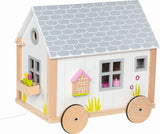 Goki 51477 - Piccola casa Hygge in legno e tessuto per mini bambole, casa delle bambole mobile in stile scandinavo, 38 cm x 27 cm x 33 cm, set da 40, dai 3 anni in su Case delle bambole Naty Shop