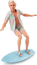 Barbie il film - Appassionati di film, bambola Ken, bambola da collezione con tavola da surf e scarpe da ginnastica, corpo mobile, capelli biondo platino, adatta come regalo per bambini di 3 anni, bambole HPJ97 Naty Shop