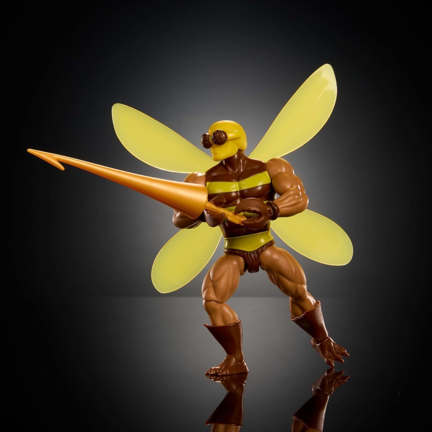 Masters of the Universe Origins Action Figure Buzz-Off dalla collezione cartoon, alta circa 14 cm, da TV anni 80, Bee Leader con ali e occhiali con Javelin, JBM88 Action figures Naty Shop
