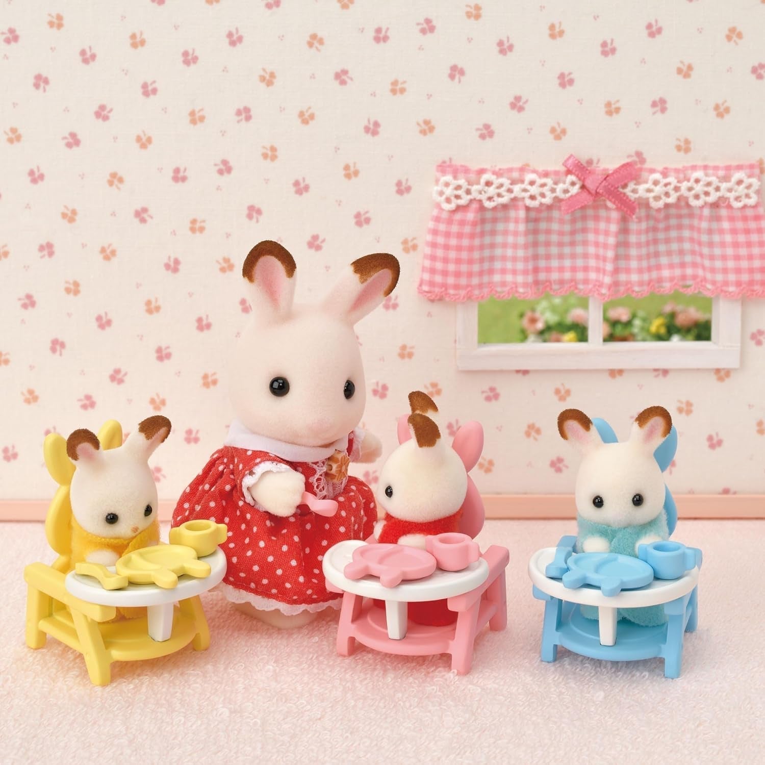 Sylvanian Families L5532 Kit iniziale di triplette - Playset per casa delle bambole Naty Shop Dolls
